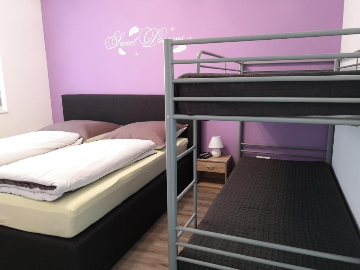 Klein Und Fein Apartment Руст Екстериор снимка